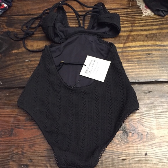 NWT New Some Days Lovin one piece low back textured swimsuit XS black swim - Picture 3 of 8